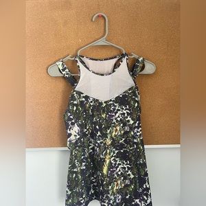 Women’s lululemon tank